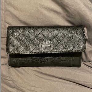 guess wallet